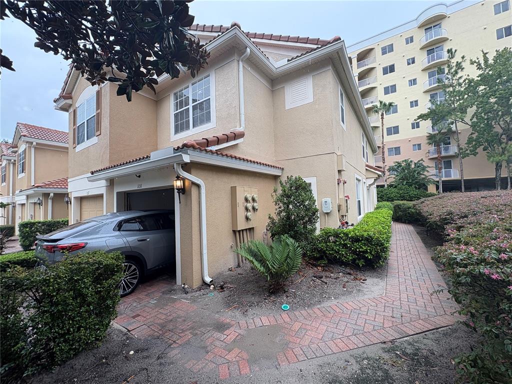 6302 Daysbrook Dr #108 - 6302 Daysbrook Dr #108, Orlando, FL 32835 Luxury Property | Jose Angel Pina