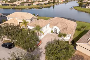 3774 Eagle Isle Cir, Kissimmee, FL 34746 - Photo 4