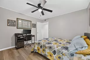 506 S Larry Cir, Brandon, FL 33511 - Photo 30