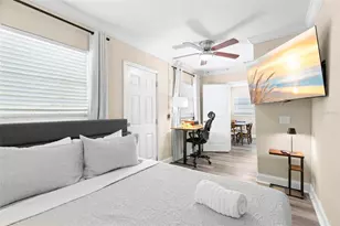 3812 N 54th St, Tampa, FL 33619 - Photo 6