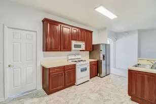 215 Pamona St, Haines City, FL 33844 - Photo 12
