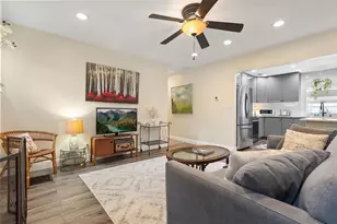 1213 Noble Pl, Orlando, FL 32801 - Photo 4
