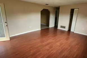 2040 Sipes Ave, Sanford, FL 32771 - Photo 2