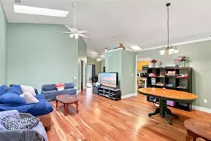 13637 Emeraldview Dr, Orlando, FL 32828 - Photo 4