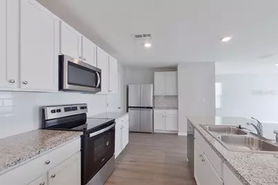 8642 SW 43rd Terrace, Ocala, FL 34476 - Photo 2