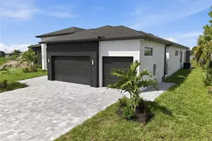 14270 Fort Worth Cir, Port Charlotte, FL 33981 - Photo 2