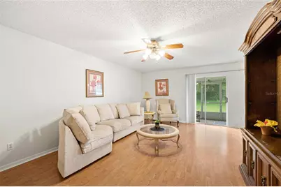 5300 Dover Village Lane #4, Orlando, FL 32812 - Photo 4