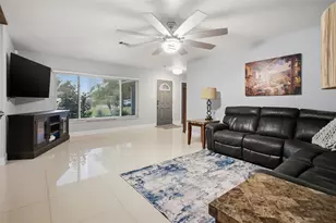 5325 James Rd, Fruitland Park, FL 34731 - Photo 8