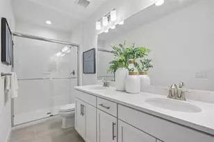 7901 Celestial Cir, Sarasota, FL 34241 - Photo 16