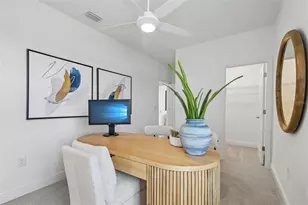 7901 Celestial Cir, Sarasota, FL 34241 - Photo 20