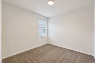 348 Heroic Rd, Davenport, FL 33837 - Photo 16