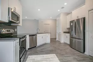 2971 Camden Wy, Davenport, FL 33837 - Photo 2