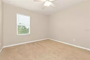 36205 Jenny Lynne Cir, Zephyrhills, FL 33541 - Photo 12