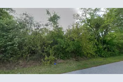 382 Lenoir Street NW, Port Charlotte, FL 33948 - Photo 4