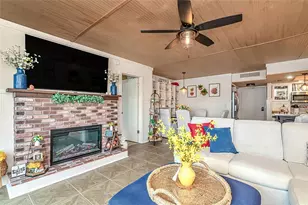 5220 Brittany Dr S, Saint Petersburg, FL 33715 - Photo 8