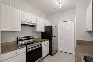 431 Southern Pecan Cir, Winter Garden, FL 34787 - Photo 8