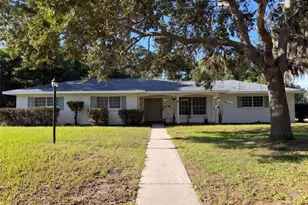 601 Carolyn Dr, Brandon, FL 33510 - Photo 1