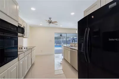 6195 Valerian Boulevard, Orlando, FL 32819 - Photo 16