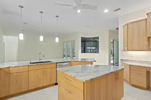 8348 Bridgeport Bay Cir, Mount Dora, FL 32757 - Photo 14