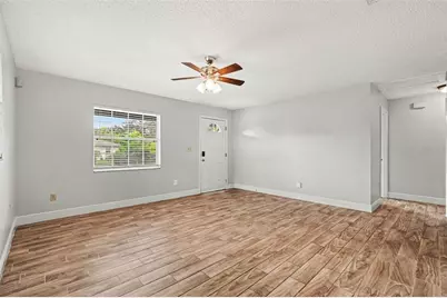 8503 Fish Lake Road, Tampa, FL 33619 - Photo 6