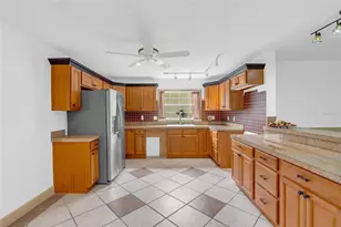 507 Phyllis Cir, Eustis, FL 32726 - Photo 22