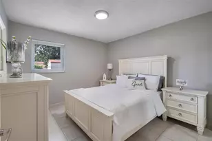 5460 NW 173rd Dr, Opa Locka, FL 33055 - Photo 16
