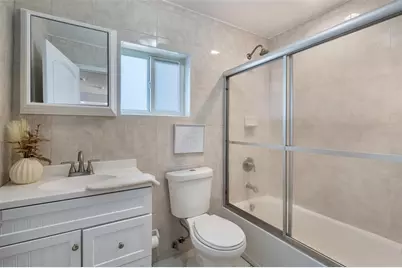 5460 NW 173rd Drive, Opa Locka, FL 33055 - Photo 22