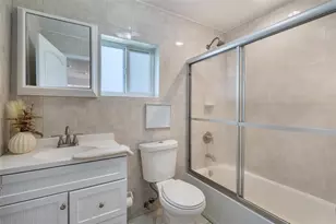 5460 NW 173rd Dr, Opa Locka, FL 33055 - Photo 22