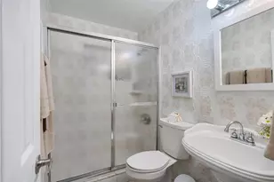 5460 NW 173rd Dr, Opa Locka, FL 33055 - Photo 18