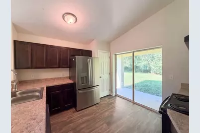 705 5th Street, Wildwood, FL 34785 - Photo 4