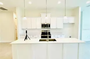 562 Kilimanjaro Dr, Kissimmee, FL 34758 - Photo 4