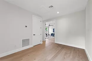 726 Golfview St, Orlando, FL 32804 - Photo 34