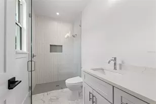 726 Golfview St, Orlando, FL 32804 - Photo 44