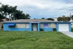 2055 Maravilla Cir, Fort Myers, FL 33901 - Photo 1