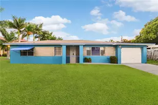 2055 Maravilla Cir, Fort Myers, FL 33901 - Photo 1