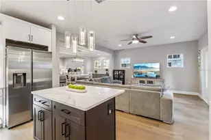 210 Hibiscus Ct, Orlando, FL 32801 - Photo 14
