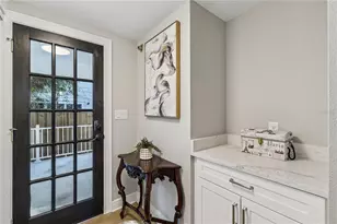 210 Hibiscus Ct, Orlando, FL 32801 - Photo 26