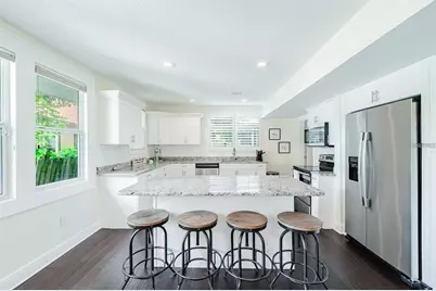 1145 Highland Street S, Saint Petersburg, FL 33701 - Photo 6
