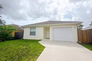 1240 12th Ave SW, Vero Beach, FL 32962 - Photo 2