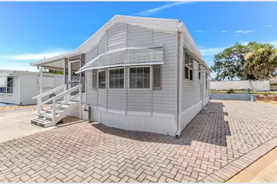 300 Sky Crest Loop, Davenport, FL 33837 - Photo 2