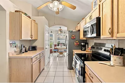 1736 Challenger Avenue, Davenport, FL 33897 - Photo 10