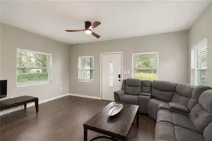 2607 NE 16th Ave, Ocala, FL 34470 - Photo 2