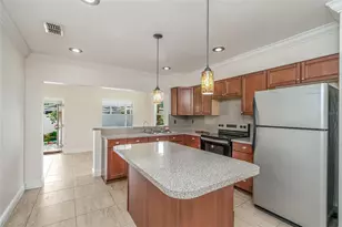 8001 N Hubert Ave, Tampa, FL 33614 - Photo 4