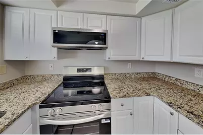 [Address not provided], Tampa, FL 33615 - Photo 4