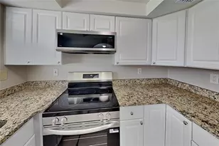 [Address not provided], Tampa, FL 33615 - Photo 4