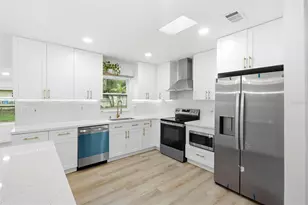 2519 Overlake Ave, Orlando, FL 32806 - Photo 12