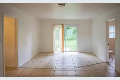 1619 Bren Lee Court, Orlando, FL 32805 - Photo 4