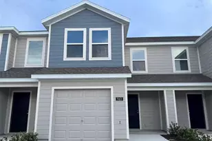 963 Phoenix St, Davenport, FL 33837 - Photo 1