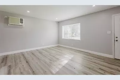 1135 NE 9th Avenue, Ocala, FL 34470 - Photo 6