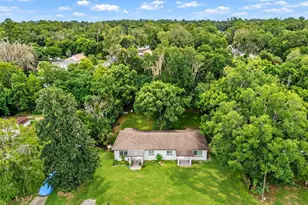 1135 NE 9th Ave, Ocala, FL 34470 - Photo 2
